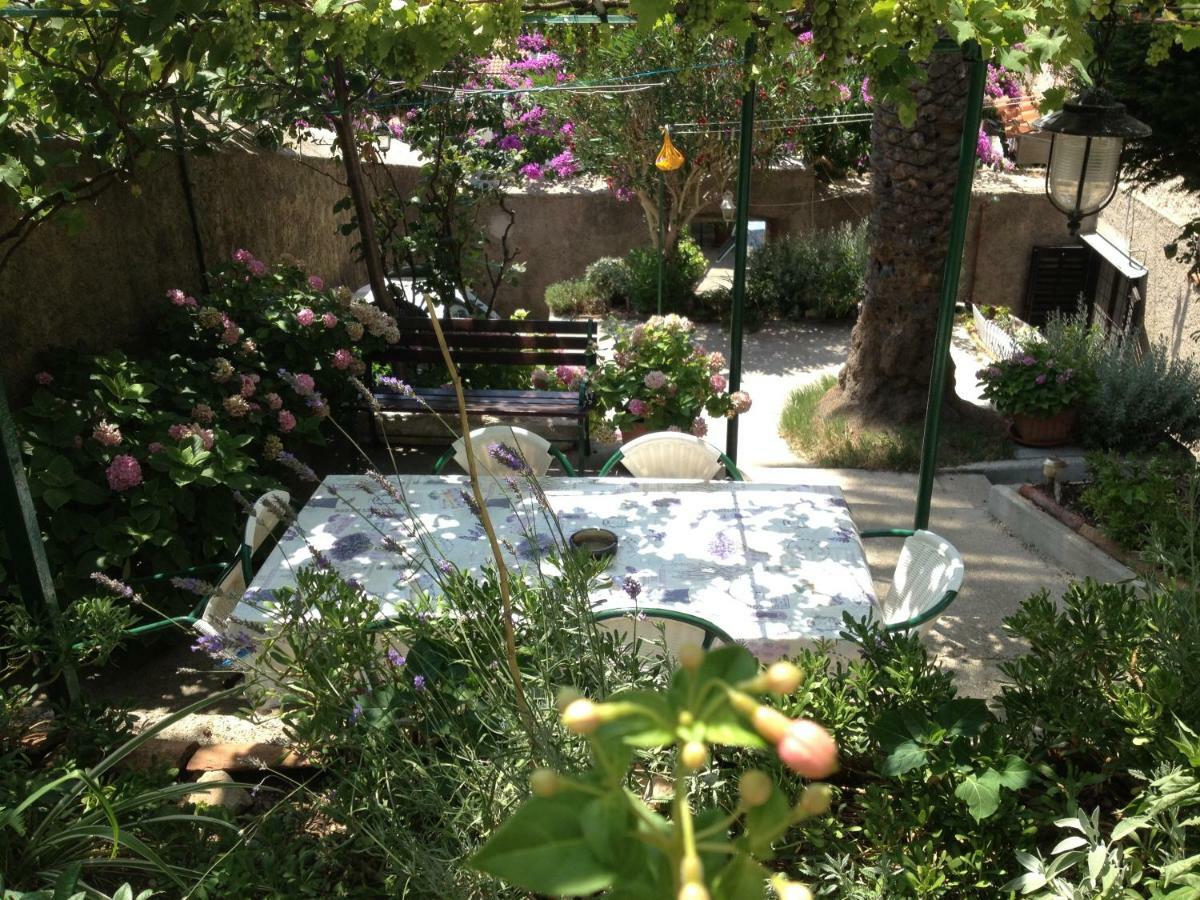 Guesthouse Palma Mali Lošinj Extérieur photo
